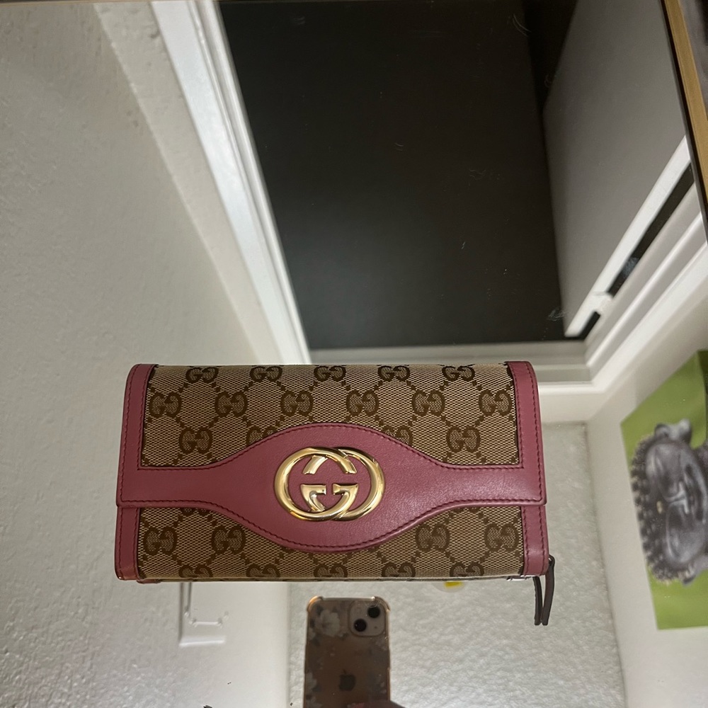 Gucci GG Canvas Wallet